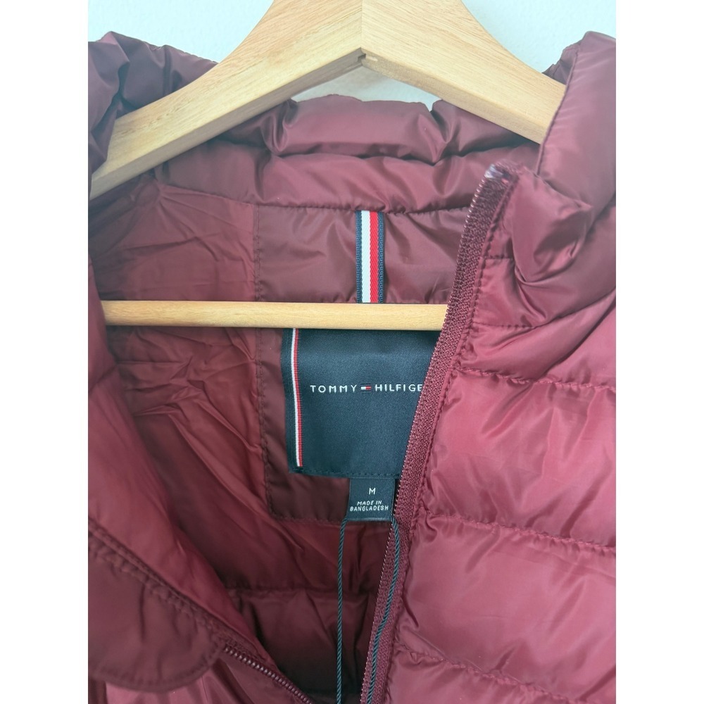 Tommy Hilfiger Men's/Unisex Red Puffer Coat – Size Small – NWT - Picture 4 of 5